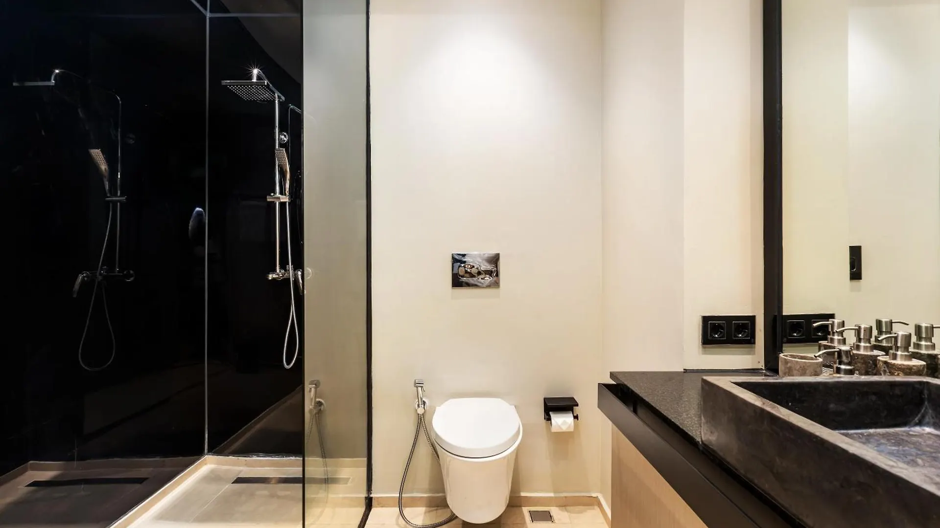 Apartment Alex Villas Complex N4 Canggu  Indonesia